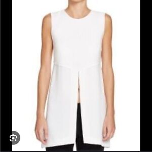 Elizabeth and James DiDi cream / White Sleeveless Split Front Top medium